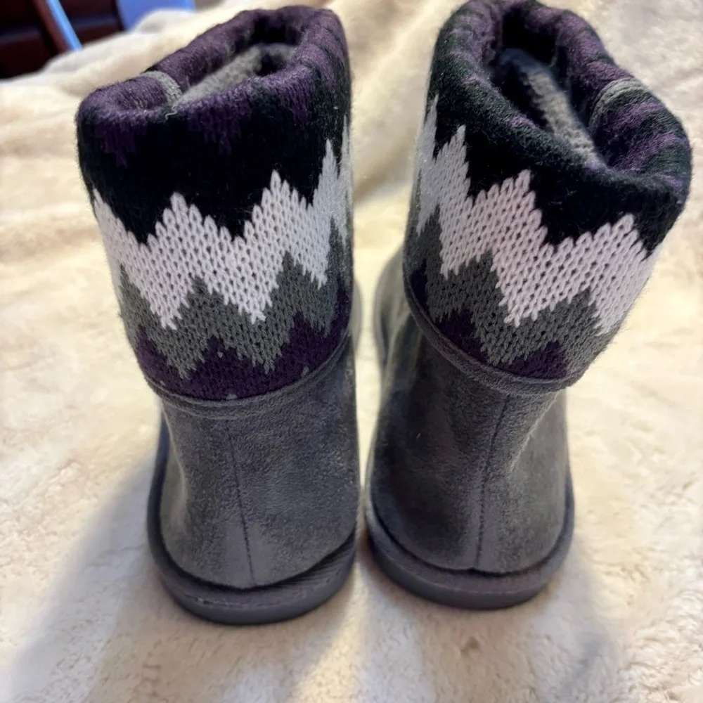 NEW Cozy Slippers Size 9 Black and Gray with Plush Lining American Rag NIB - Picture 8 of 12